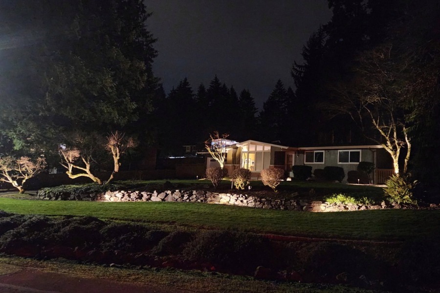 Low Voltage Outdoor Lighting